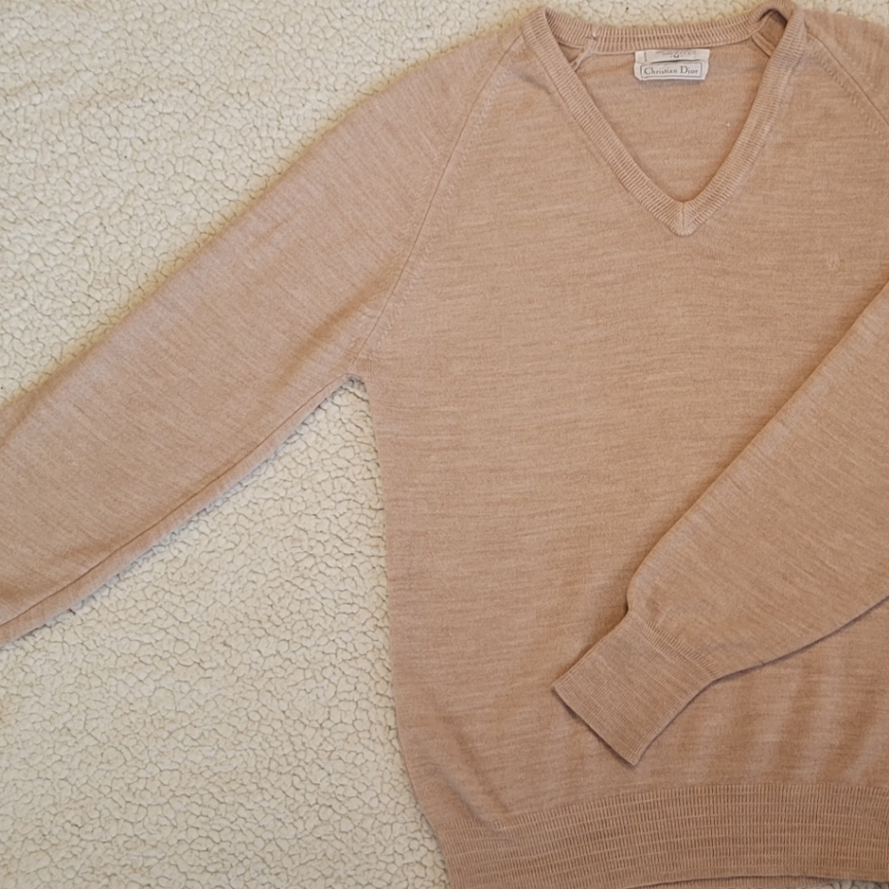 Vintage Christian Dior V Neck light beige sweater. Size Medium.